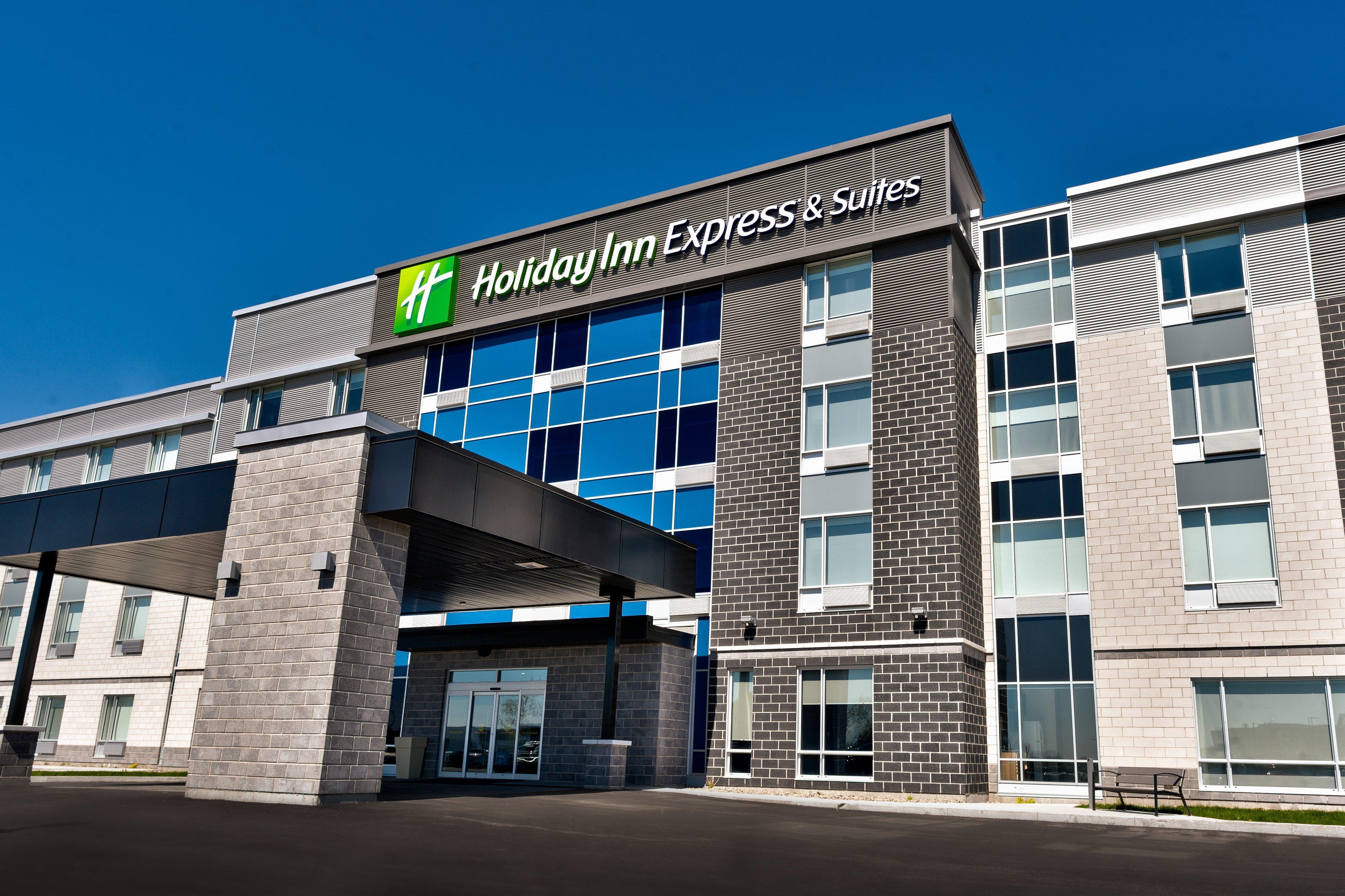 Holiday Inn Express & Suites - Trois Rivieres Ouest By Ihg Exterior foto