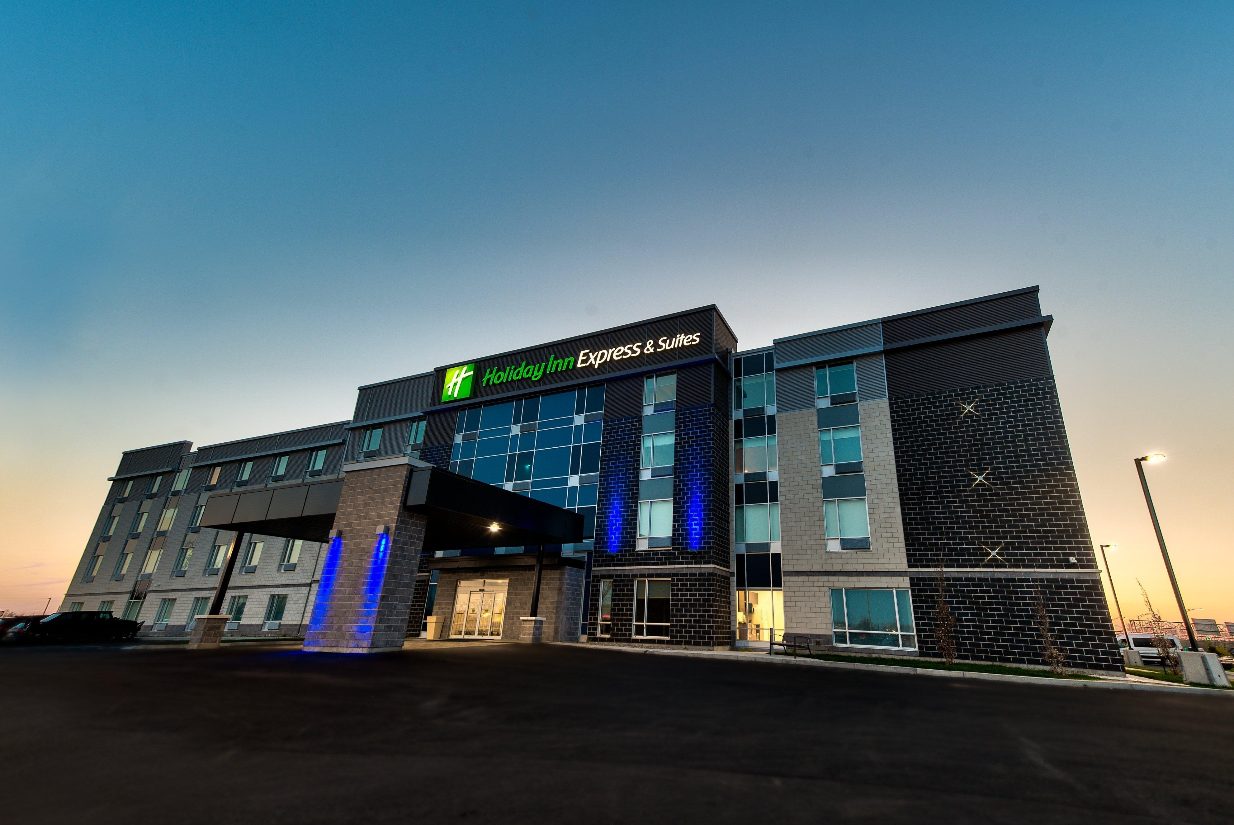 Holiday Inn Express & Suites - Trois Rivieres Ouest By Ihg Exterior foto