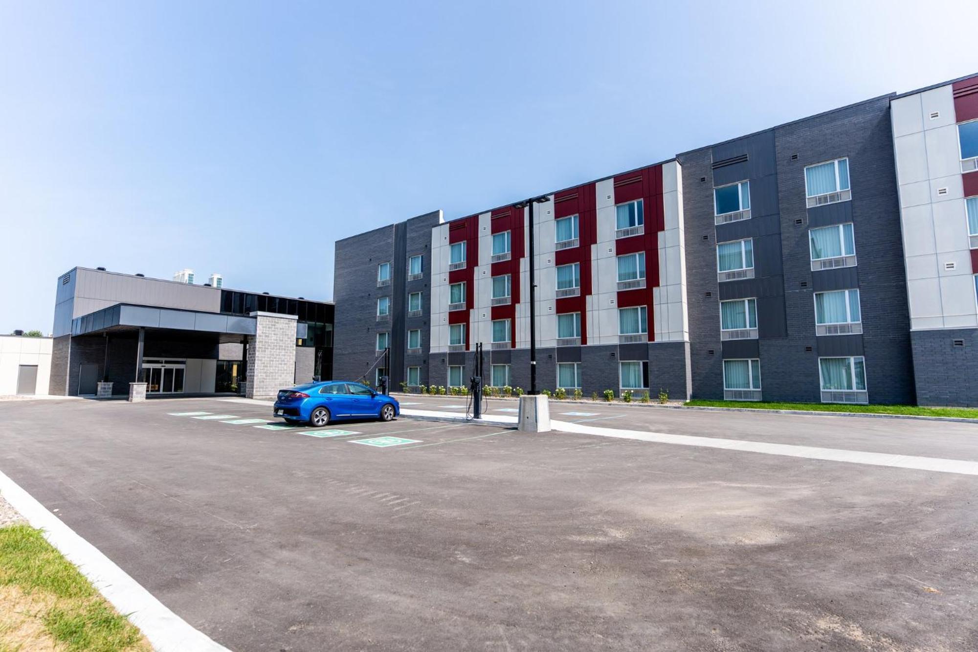Holiday Inn Express & Suites - Trois Rivieres Ouest By Ihg Exterior foto